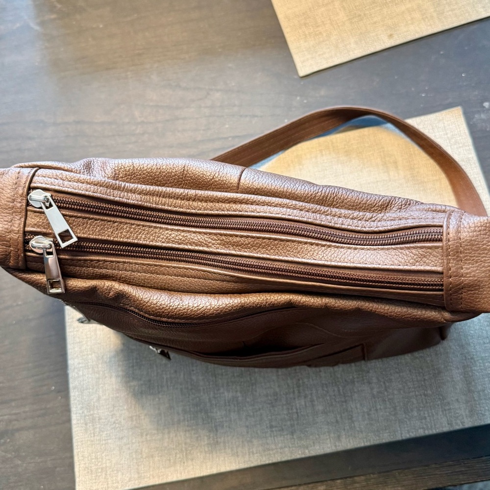 Roma Leather Conceal and Carry Bag Purse - Picture 4 of 9